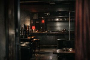 Delito de prostitución y explotación sexual: penas y defensa